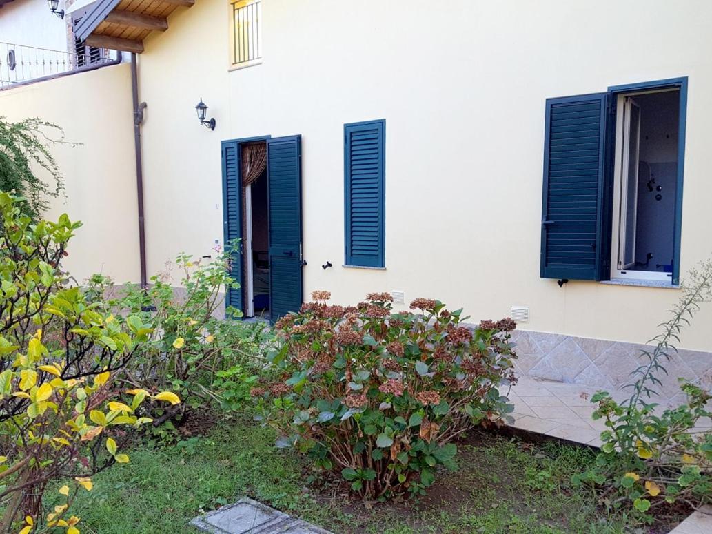 Villa Gabriella Патті Екстер'єр фото